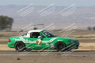 media/Jun-02-2024-CalClub SCCA (Sun) [[05fc656a50]]/Group 3/Qualifying/